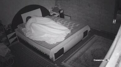 अम्मी की चूत मार अब्बा ने रात में - पाकिस्तानी सीसीटीवी लिक