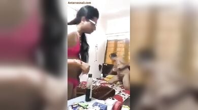 तिवारी अंकल ने हिजड़े की गांड मारी देसी पोर्न वीडियो में