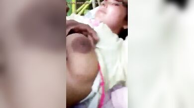 खेत के अंदर लंड लेती राजस्थानी आंटी का बीएफ वीडियो