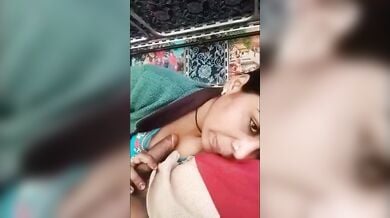 ट्रक में प्रेमी का लंड चुस्ती देसी रंडी का हॉट वीडियो