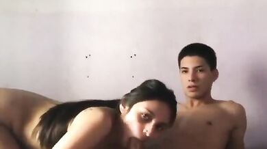 भोपाल की लड़की ने लाइव सेक्स वीडियो में 9 इंच का लंड लिया