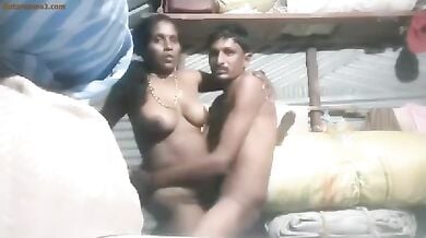 मल्लू आदमी ने किया नई पड़ोसन का चोदकर स्वागत