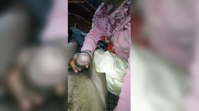 आंटी को नींद आई थी फिर भी लंड चूस रही हैं