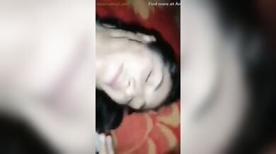 राजस्थानी भाभी की झांटदार बुर में पे दिया लंड