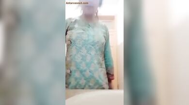 पड़ोसन भाभी डोली का नंगा सेक्सी एमएमएस