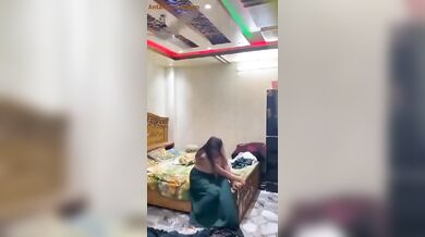 लवर को घर बुला के चुदती हुई भाभी का इंडियन सेक्स वीडियो