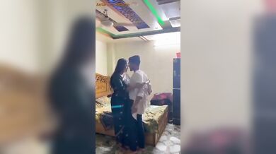 लवर को घर बुला के चुदती हुई भाभी का इंडियन सेक्स वीडियो