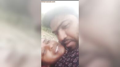 मारवाड़ी भाभी खेतो में चुद गई लवर भैया से!