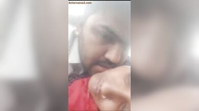 मारवाड़ी भाभी खेतो में चुद गई लवर भैया से!