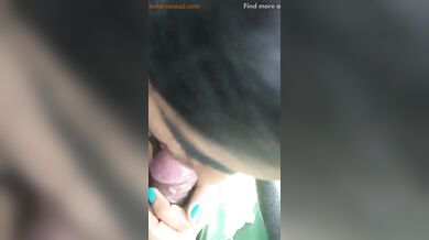 कॉलेज की लड़की ने कार में सर का लोड़ा चूसा