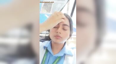 पापा के ड्राइवर ने चूत में उंगली की (कार एमएमएस)