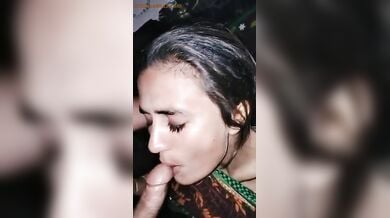 छोटी चाची के मुँह में लंड दिया और मुठ मरवाया