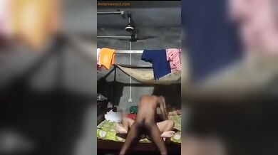 देसी कपल की घर में चुदाई का हॉट ब्लू फिल्म