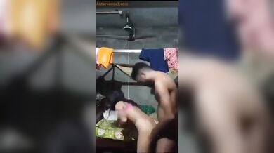 देसी कपल की घर में चुदाई का हॉट ब्लू फिल्म