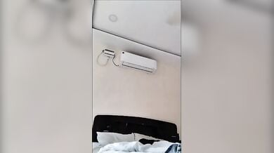 ओयो रूम्स में पापा के ड्राइवर के साथ मस्ती करती जवान लड़की