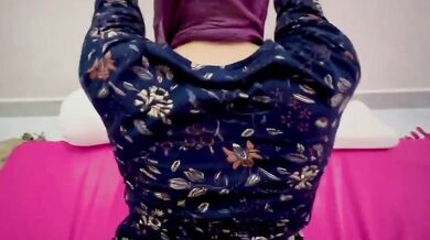 मोटी गांड मुस्लिम लड़की को घोड़ी बना के चोदने का वीडियो