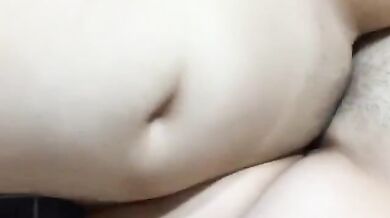 हॉट हॉस्टल गर्ल्स का चूत घिसने का देसी लेस्बियन वीडियो