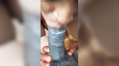 मराठी कमवाली ने मालिक का लंड चूस के मुठ खाई