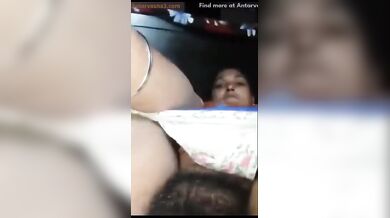 नंगा भाभी एमएमएस काली झांट वाली चूत मसलने का