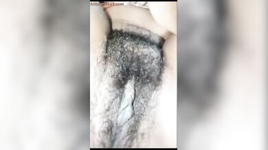 नंगा भाभी एमएमएस काली झांट वाली चूत मसलने का