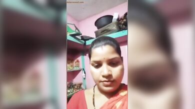 हॉट विलेज एमएमएस में ब्यूटीफुल चूत दिखाई भाभी ने