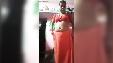 हॉट विलेज एमएमएस में ब्यूटीफुल चूत दिखाई भाभी ने