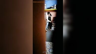 भाभी की चड्डी उतारते देवर जी का सीक्रेट सेक्स एमएमएस